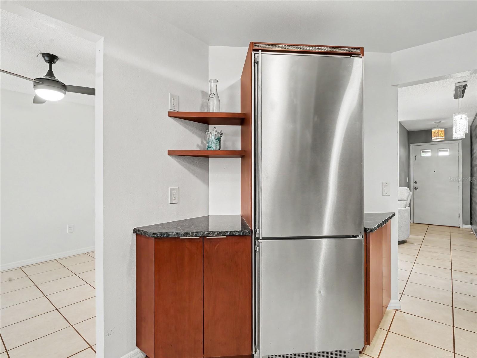 2320 LAKE SHORE DR — photo 11