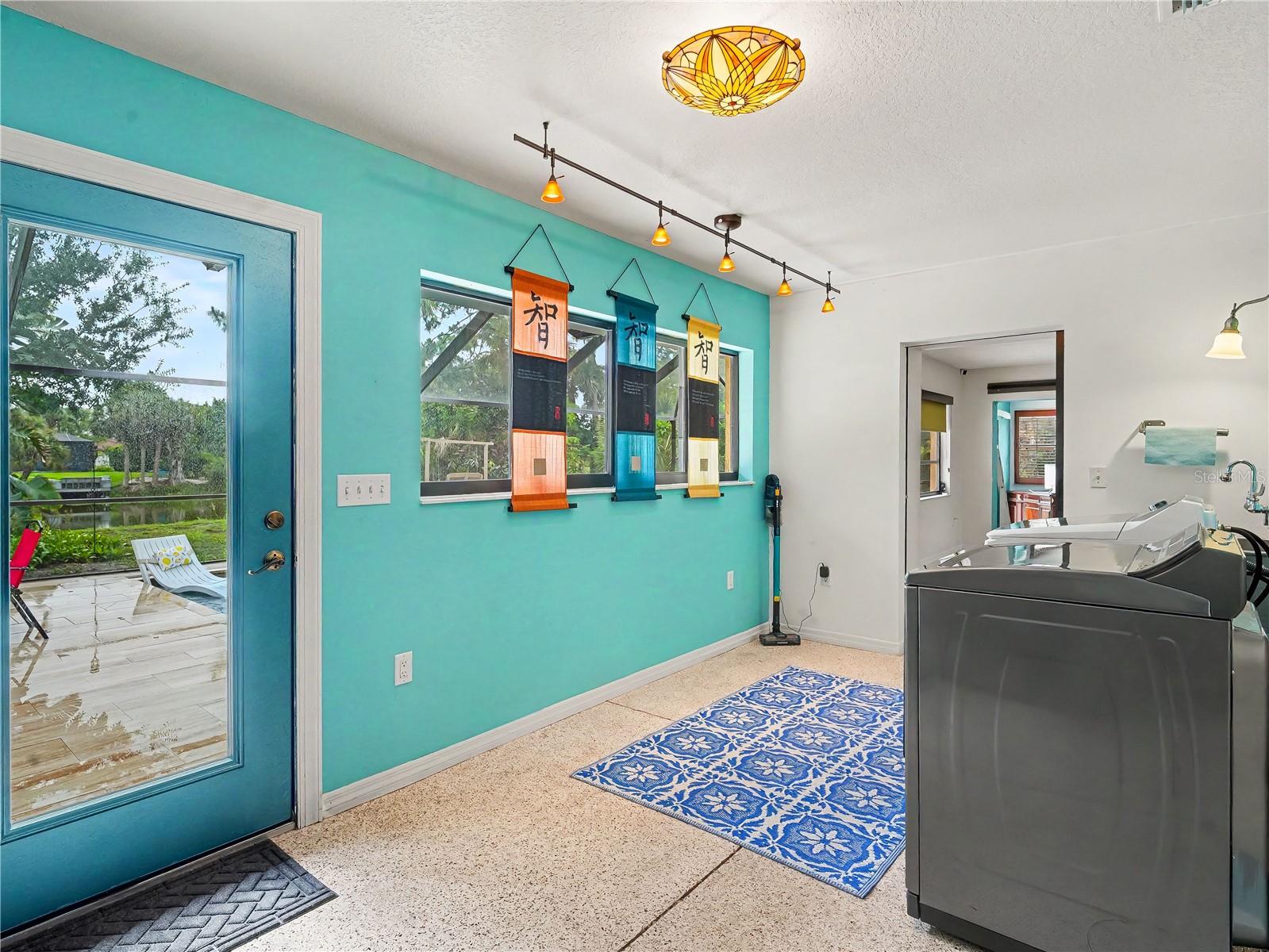 2320 LAKE SHORE DR — photo 27
