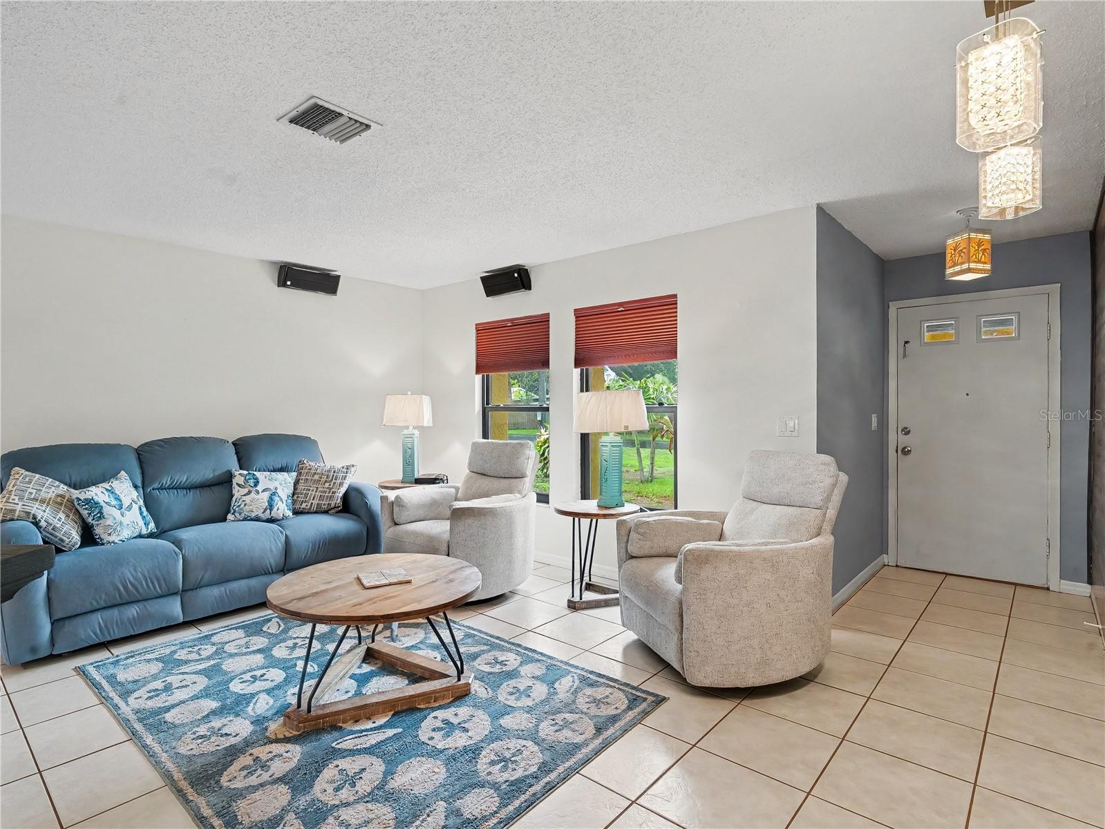 2320 LAKE SHORE DR — photo 6