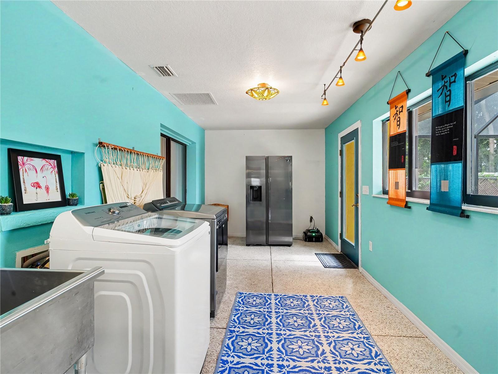 2320 LAKE SHORE DR — photo 26