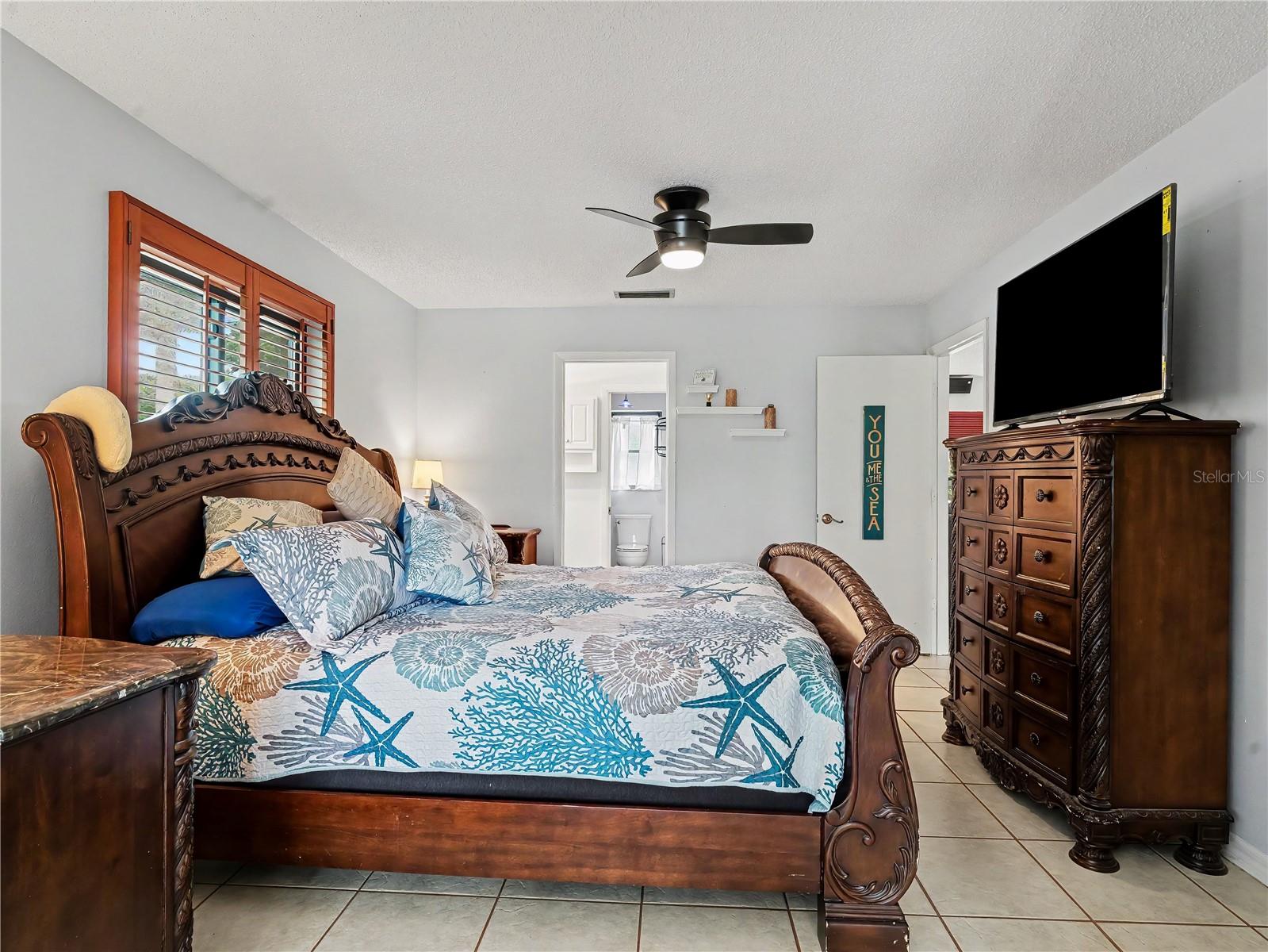 2320 LAKE SHORE DR — photo 16