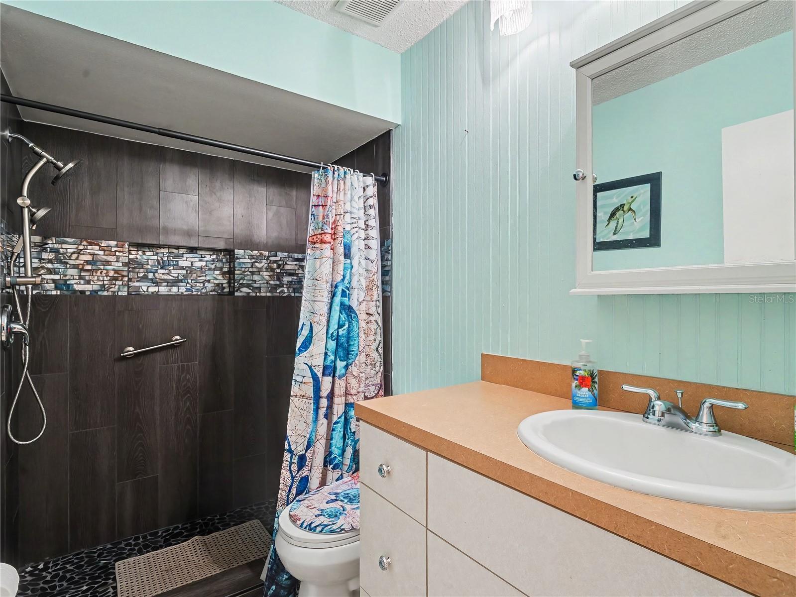 2320 LAKE SHORE DR — photo 24