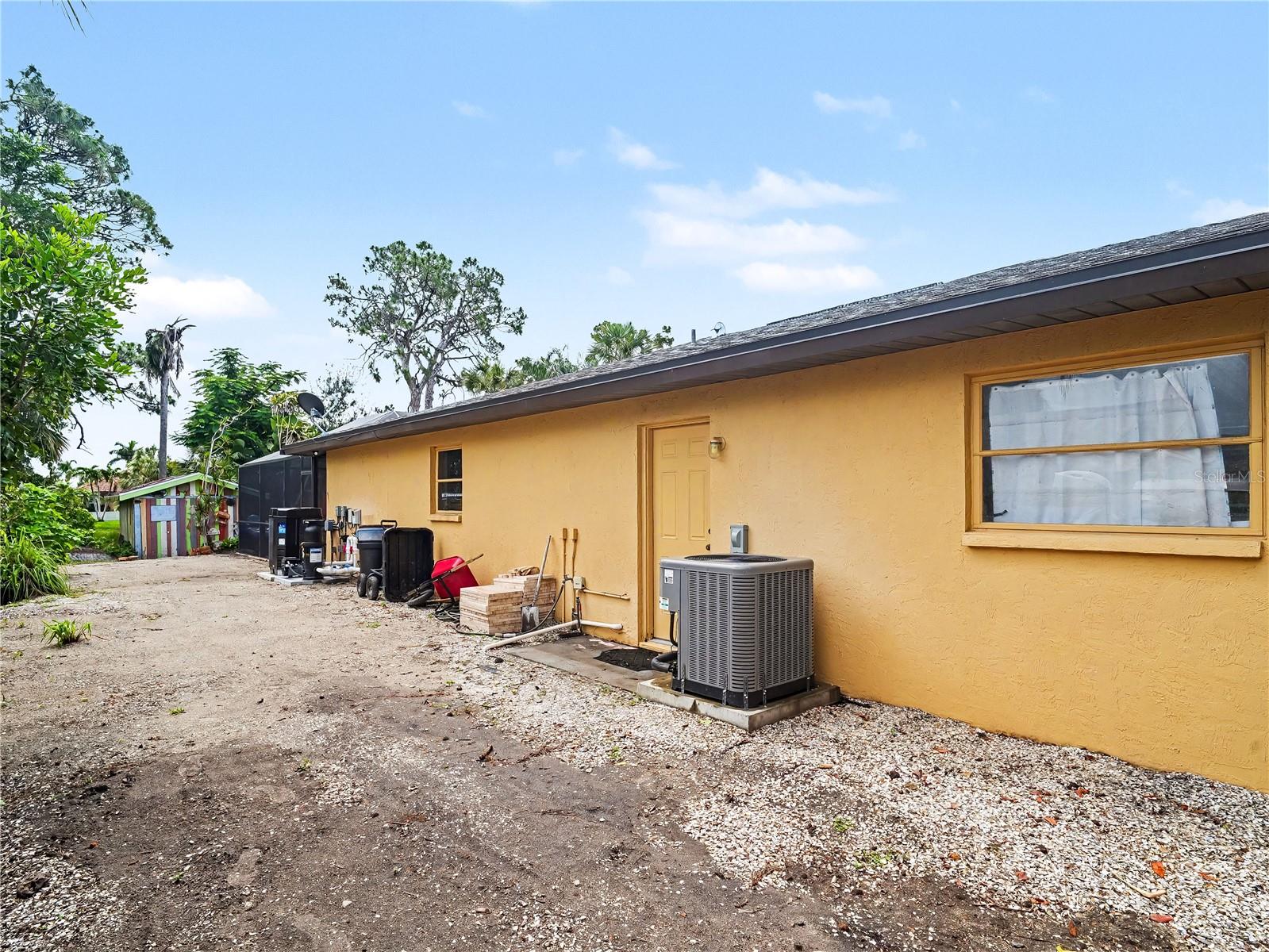 2320 LAKE SHORE DR — photo 42