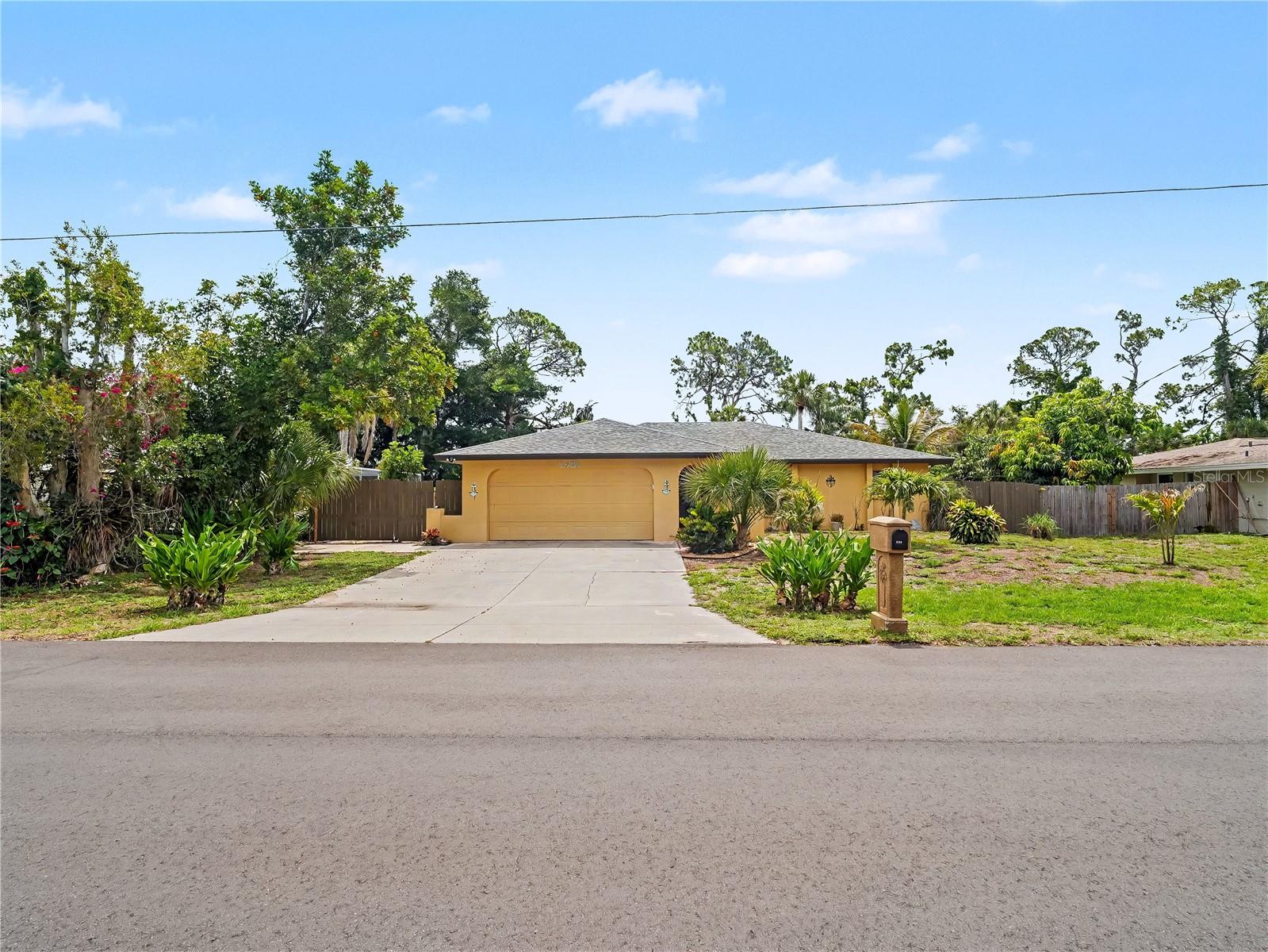 2320 LAKE SHORE DR — photo 52