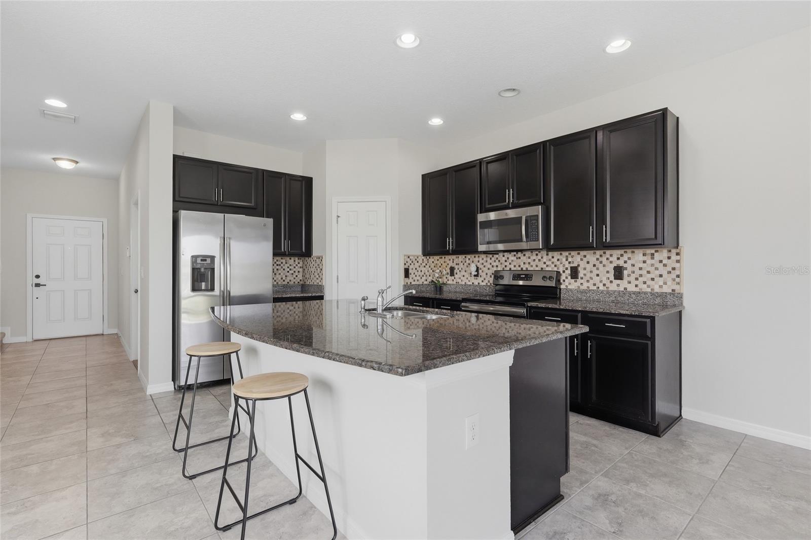 7005 GRAND ELM DR — photo 5