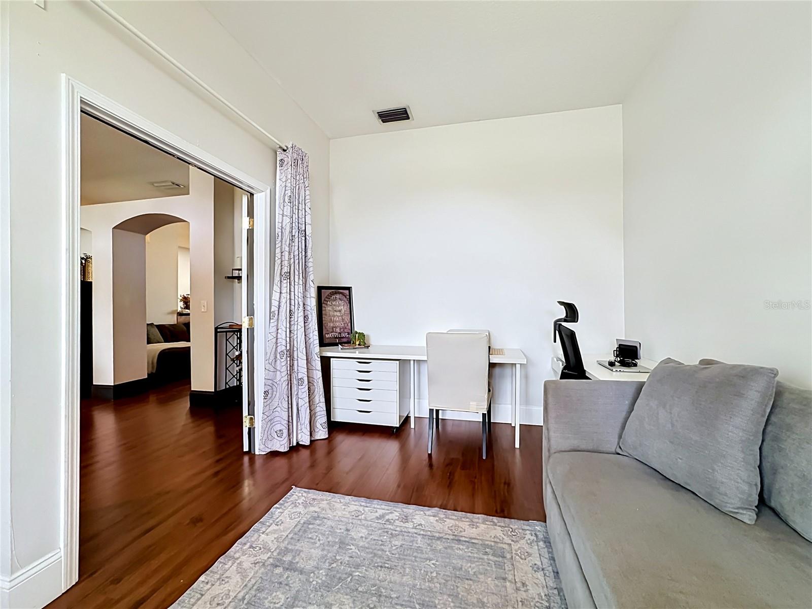 1904 CATTLEMAN DR — photo 8