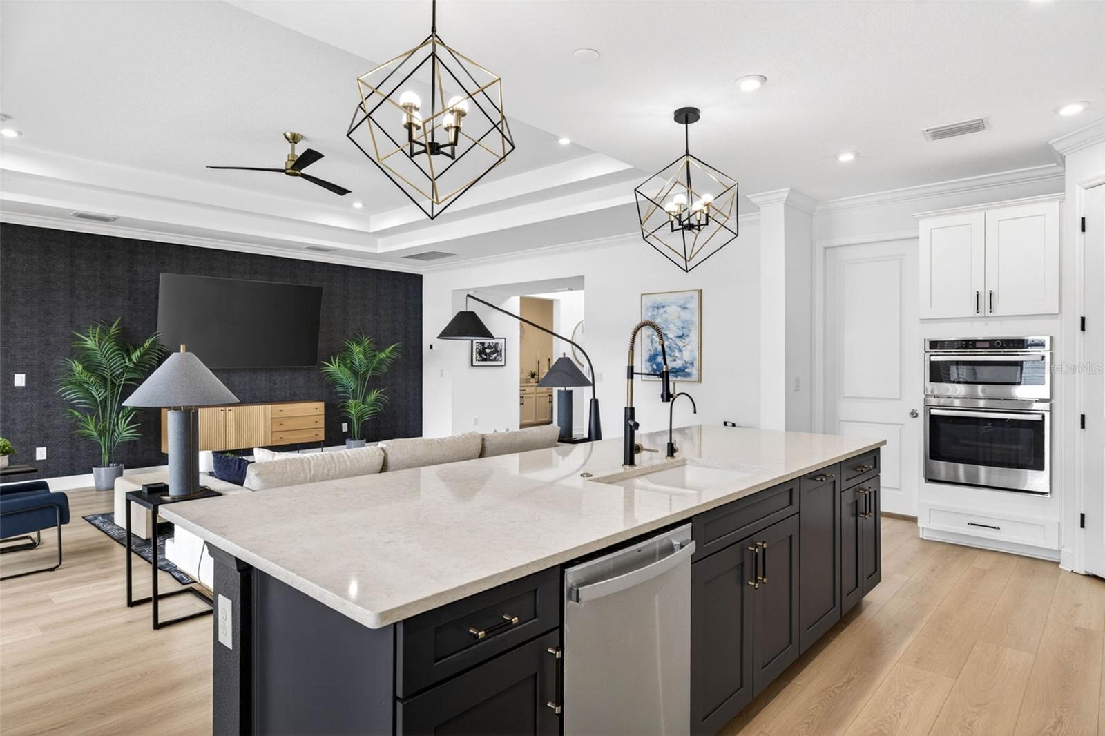 6967 TALAMORE DR — photo 9