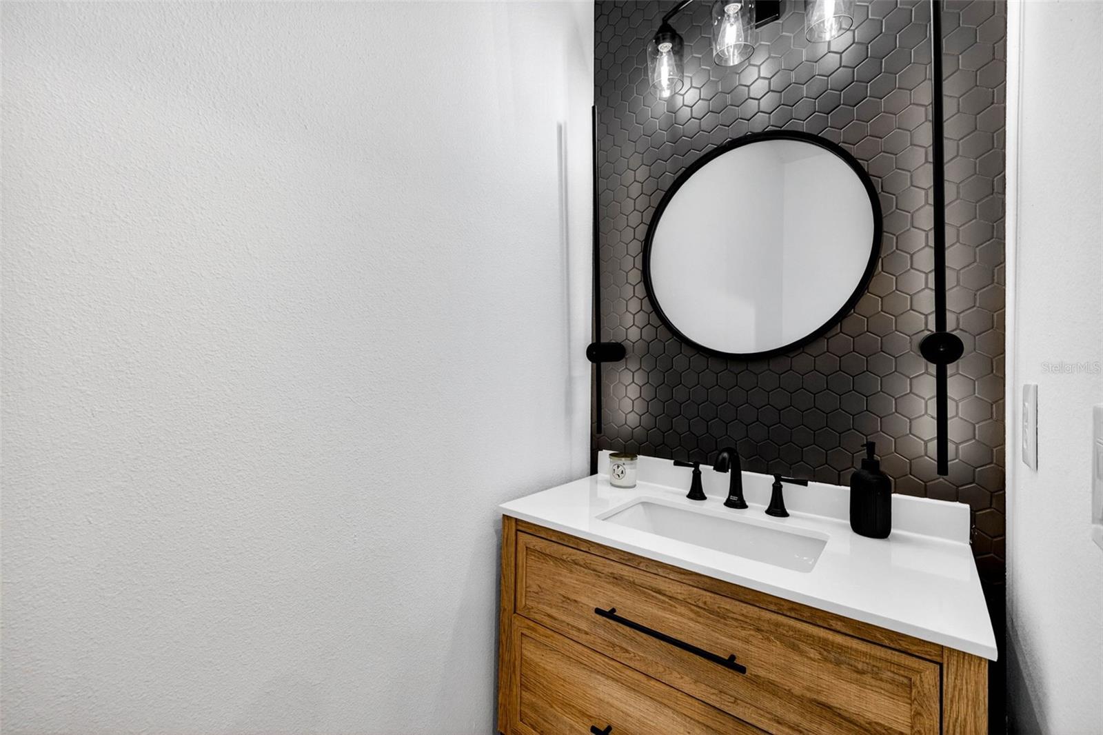 6967 TALAMORE DR — photo 38