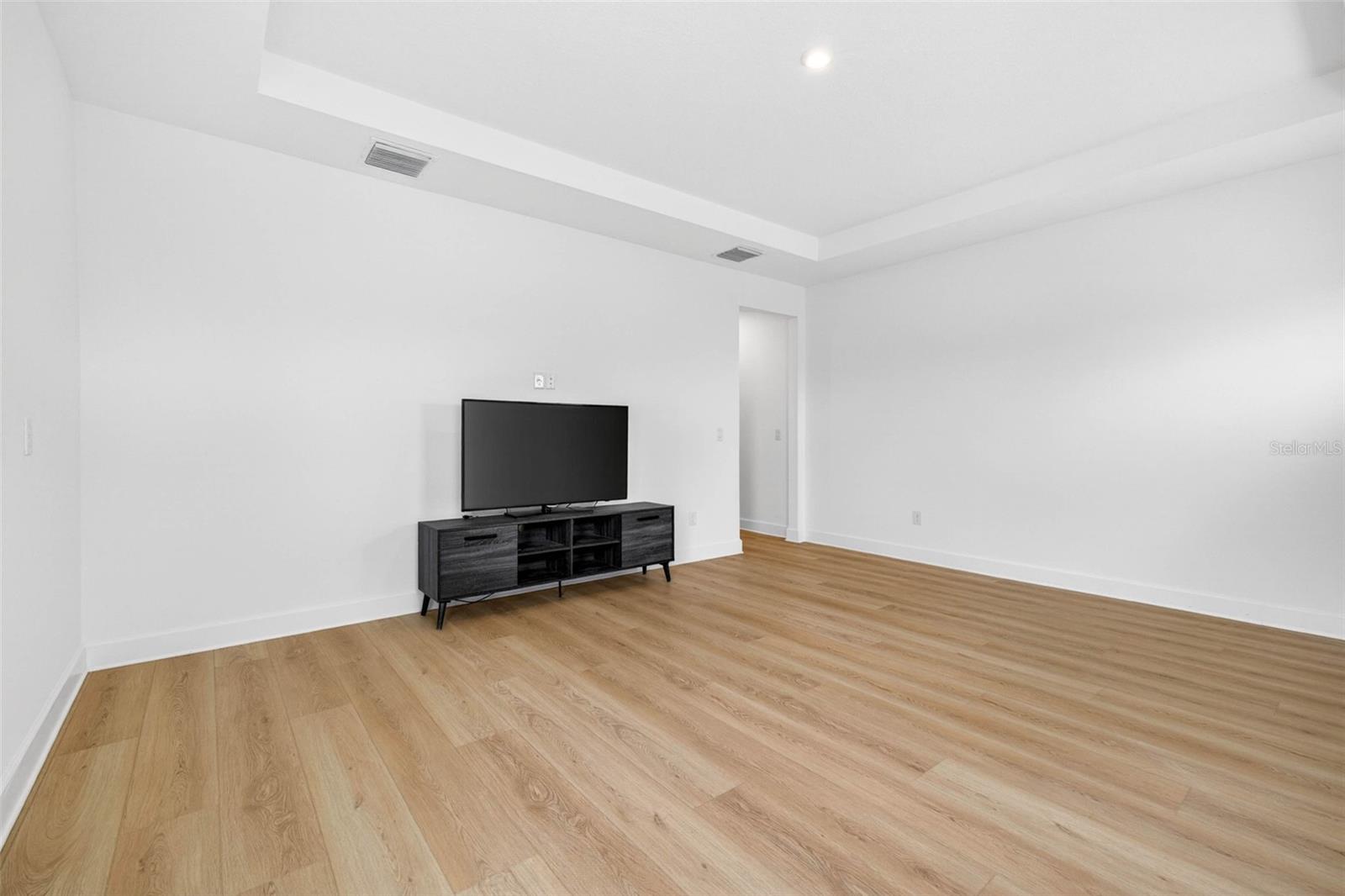 6967 TALAMORE DR — photo 57