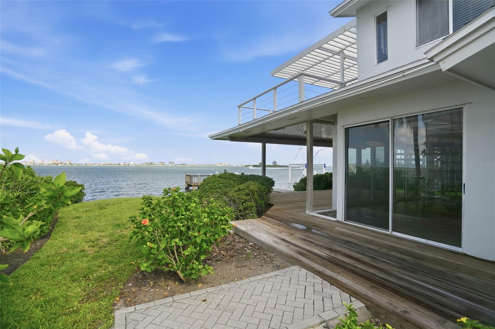 1832 VENETIAN POINT DR — photo 70