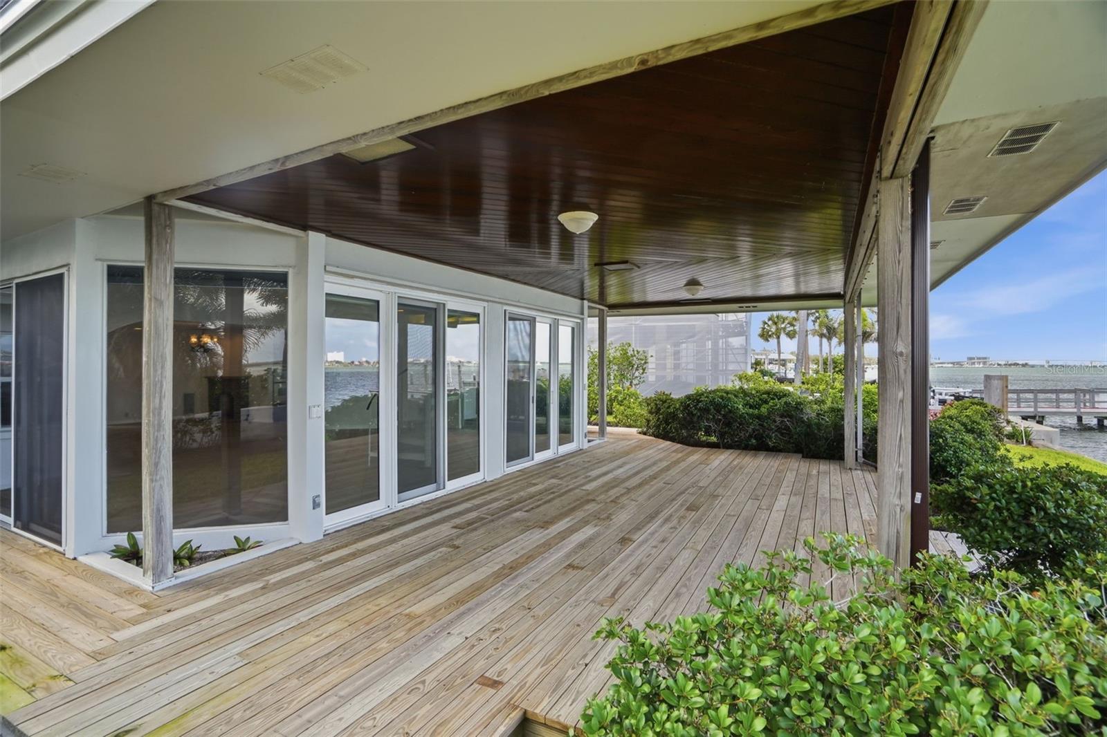 1832 VENETIAN POINT DR — photo 66