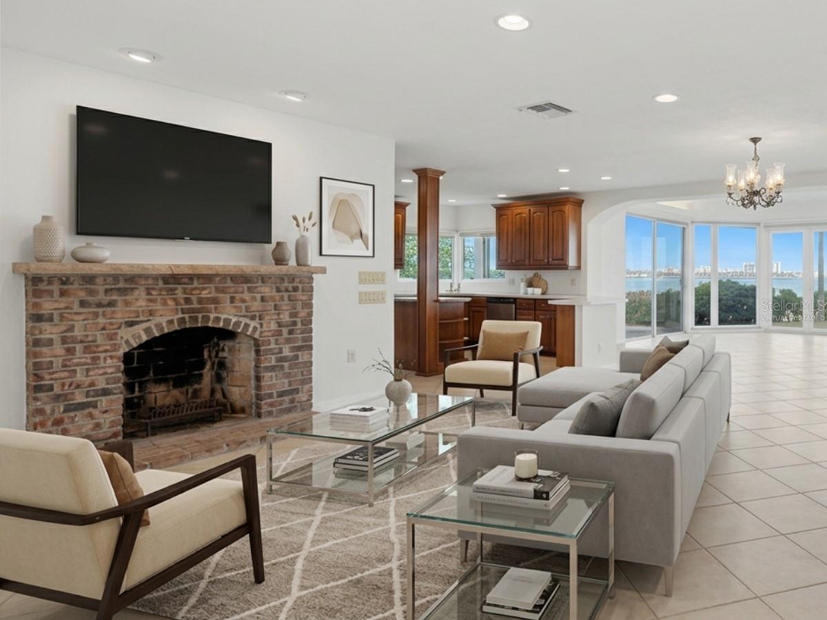 1832 VENETIAN POINT DR — photo 22