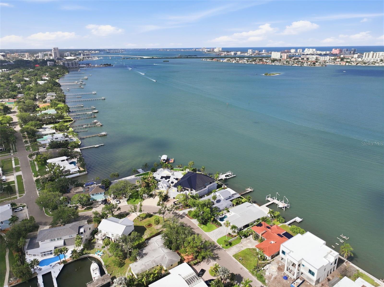 1832 VENETIAN POINT DR — photo 18