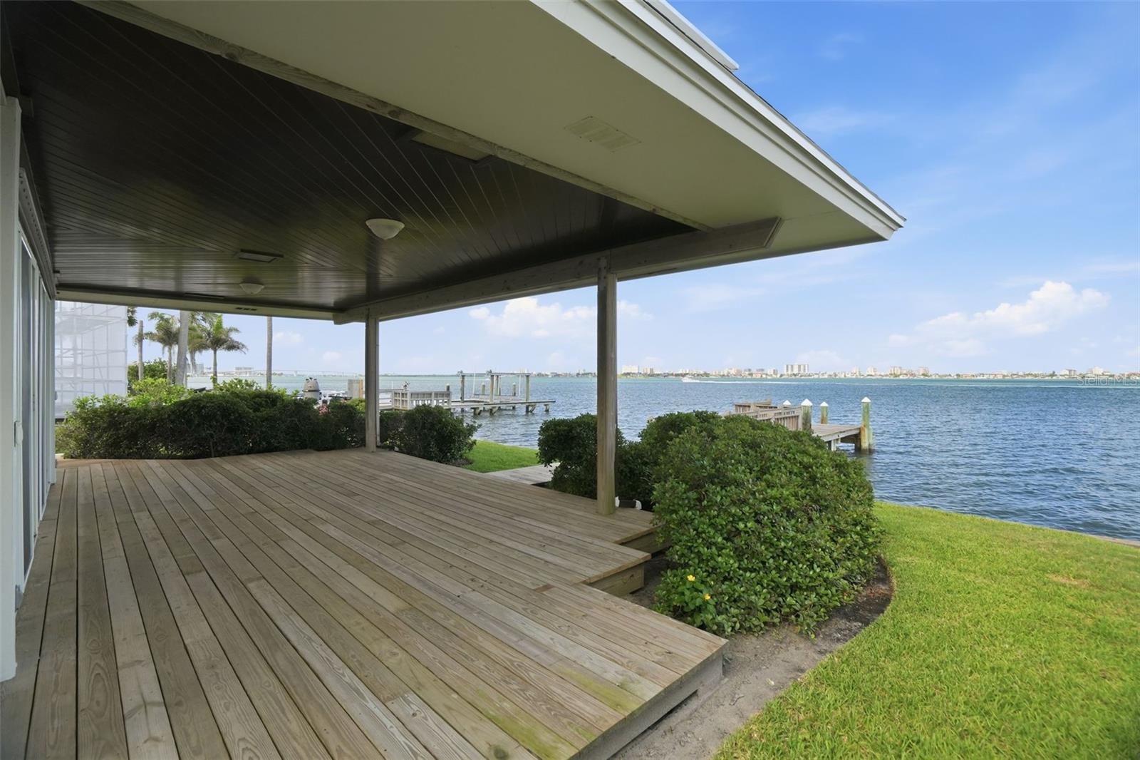 1832 VENETIAN POINT DR — photo 65