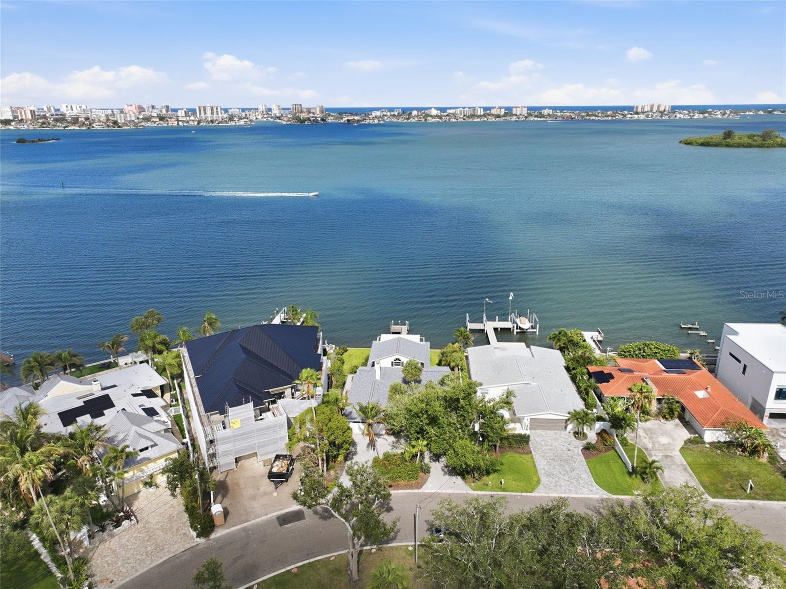 1832 VENETIAN POINT DR — photo 17