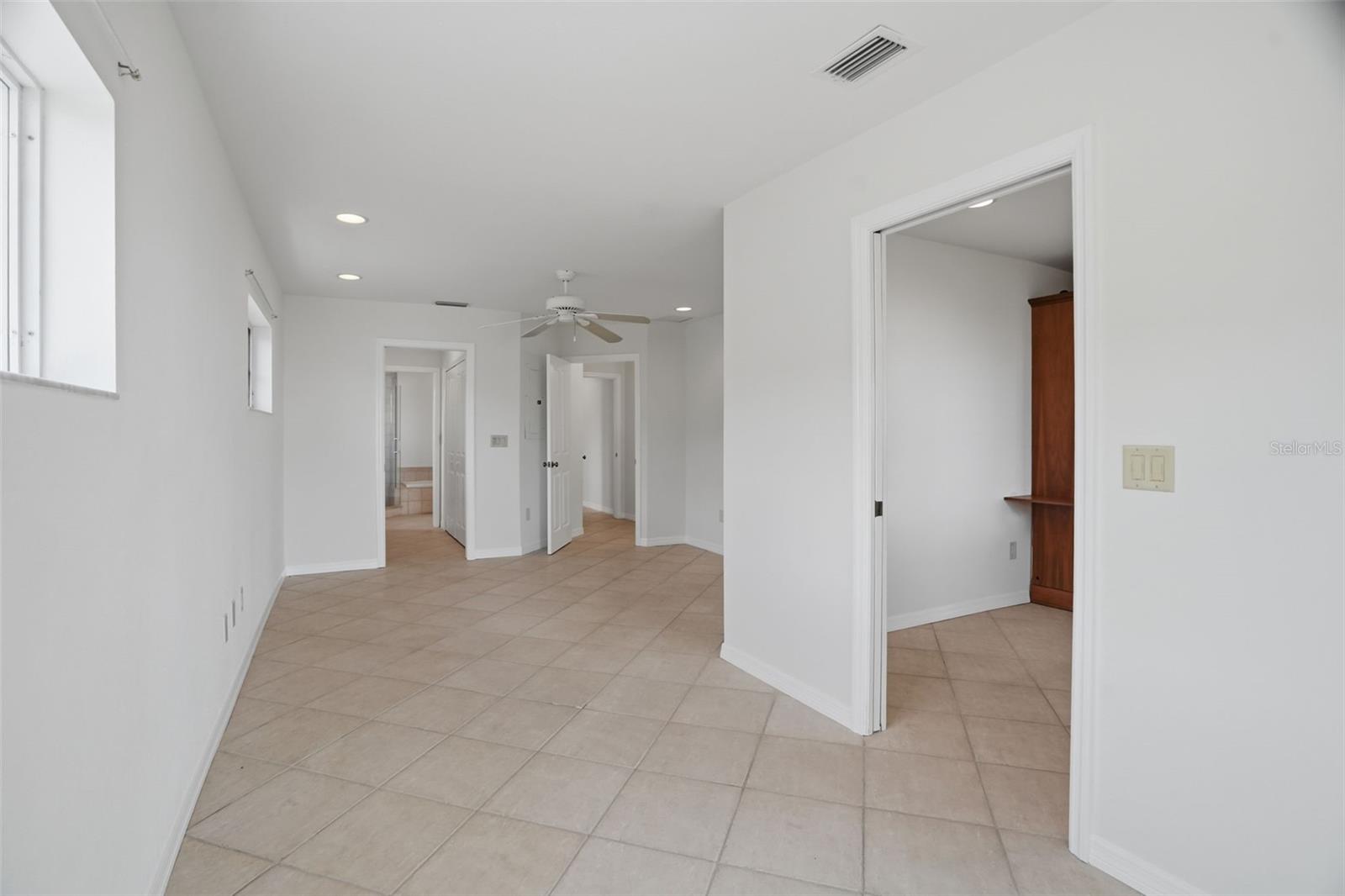 1832 VENETIAN POINT DR — photo 46