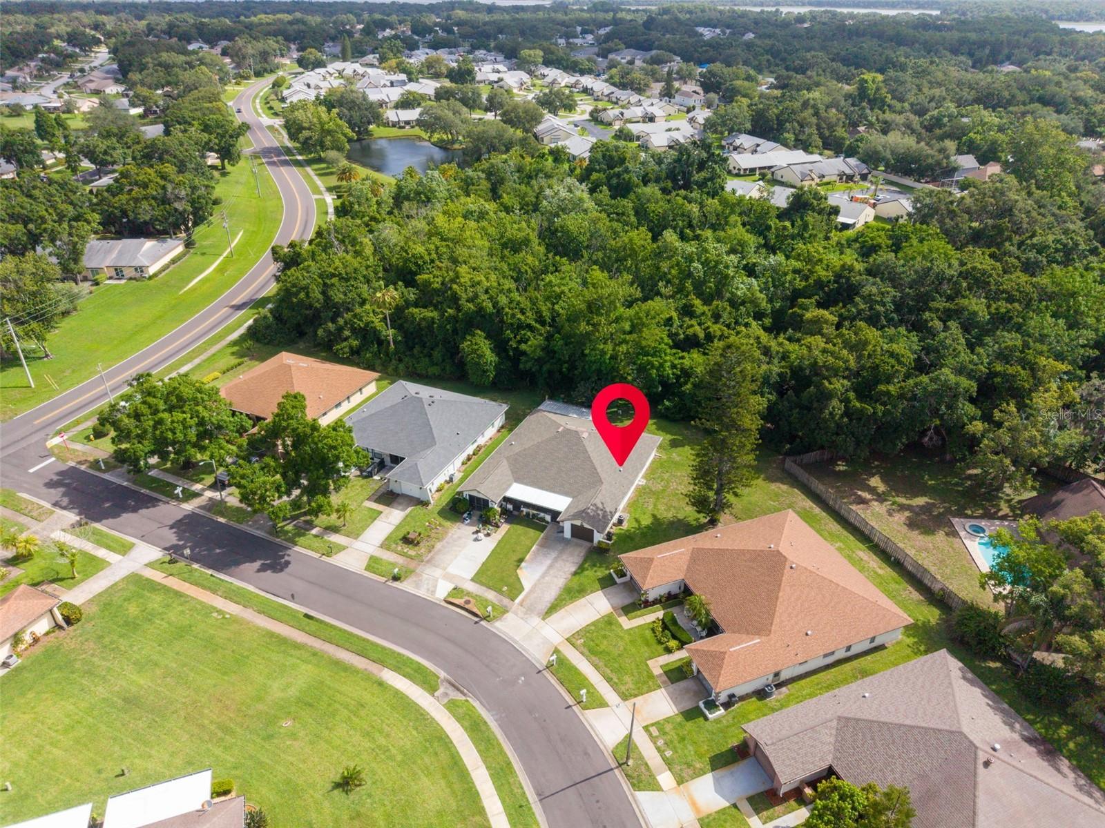 3472 MACLAREN DR — photo 29