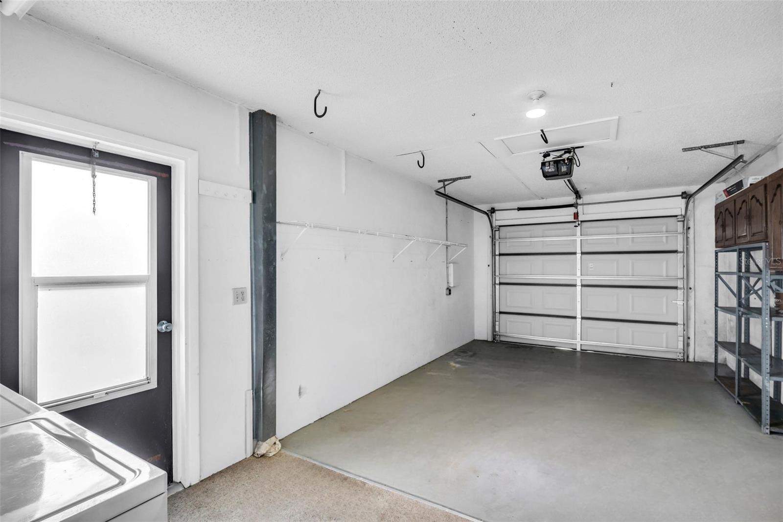 3472 MACLAREN DR — photo 27