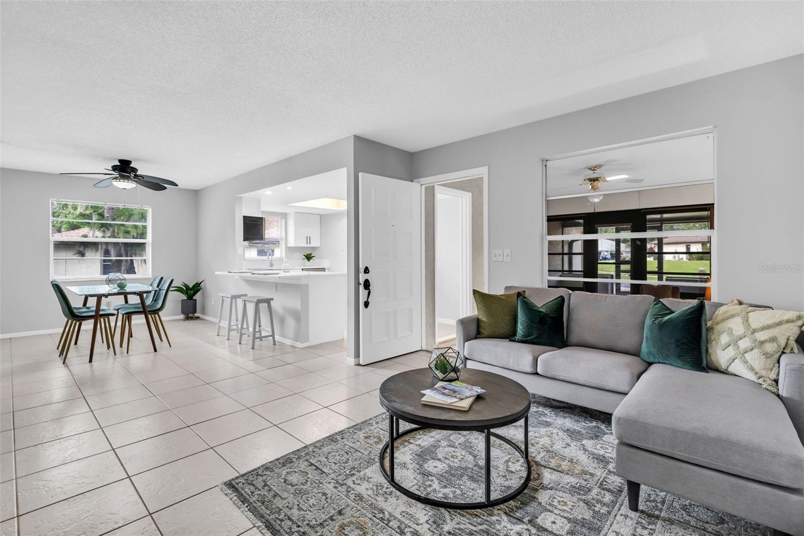 3472 MACLAREN DR — photo 8