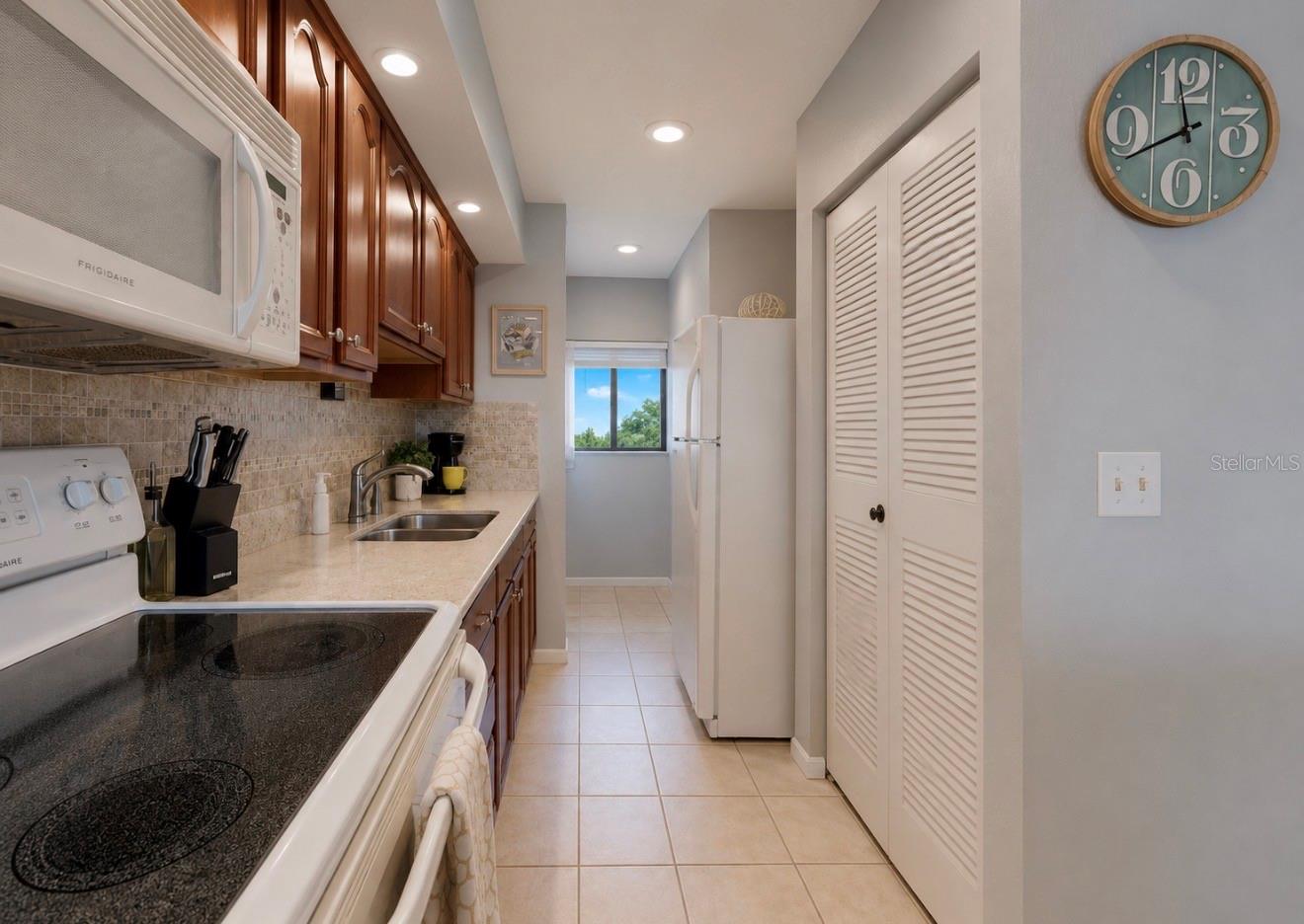 810 BAHIA DEL SOL DR #16 — photo 16