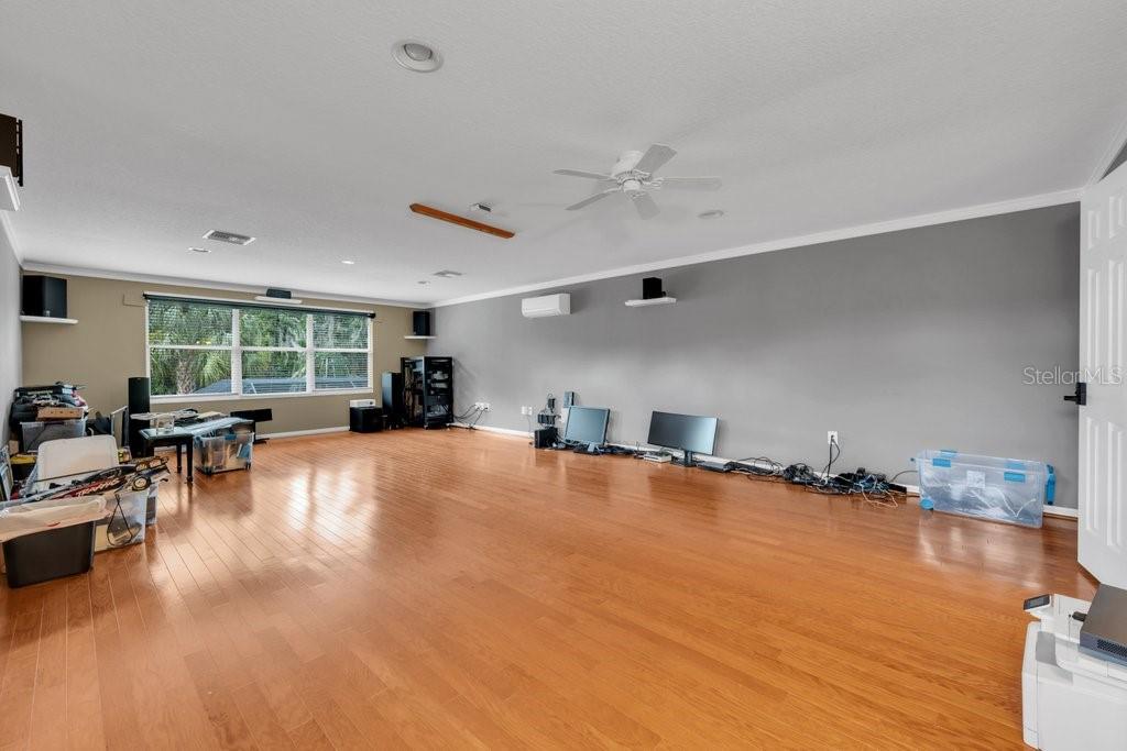 6122 KESTRELPARK DR — photo 35