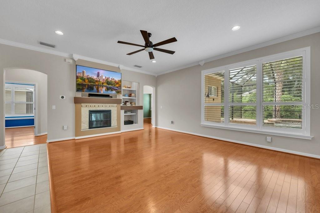 6122 KESTRELPARK DR — photo 18