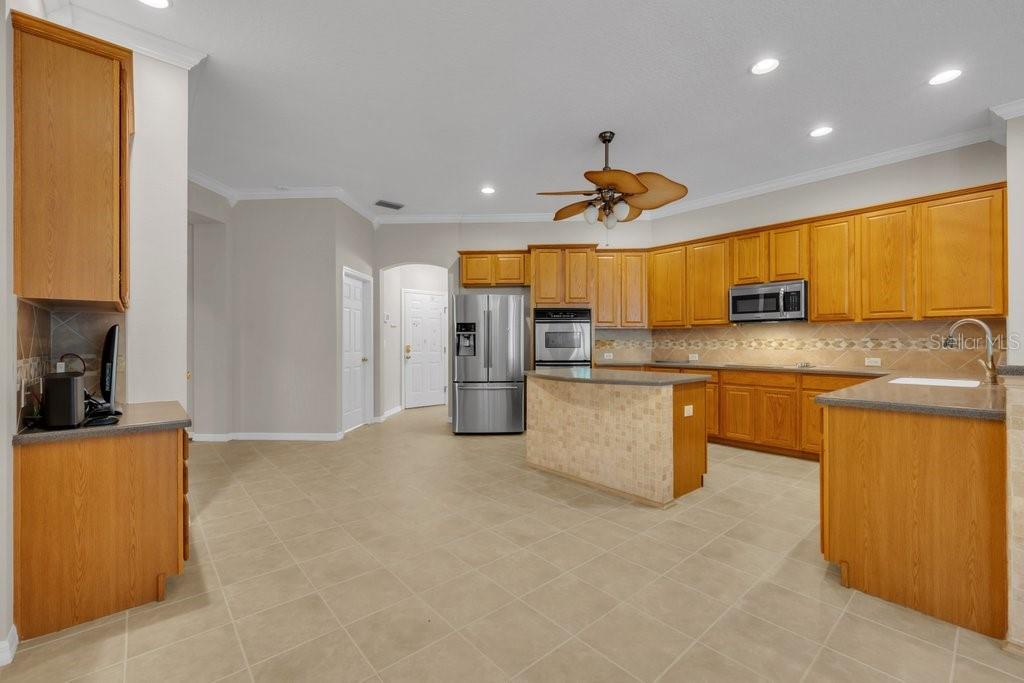 6122 KESTRELPARK DR — photo 14