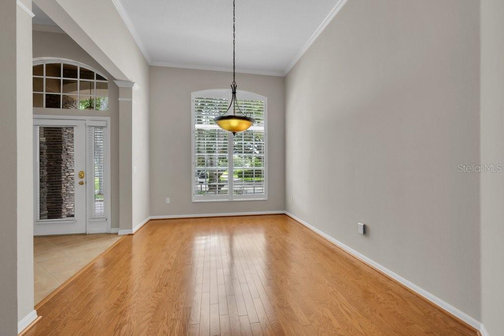 6122 KESTRELPARK DR — photo 7