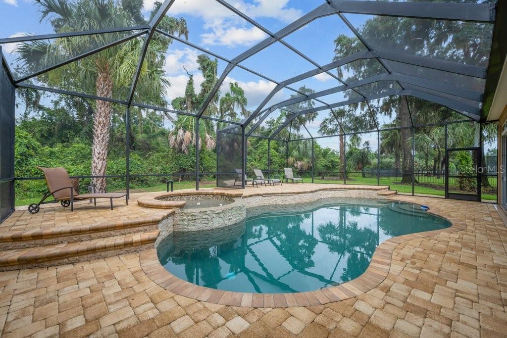 6122 KESTRELPARK DR — photo 41