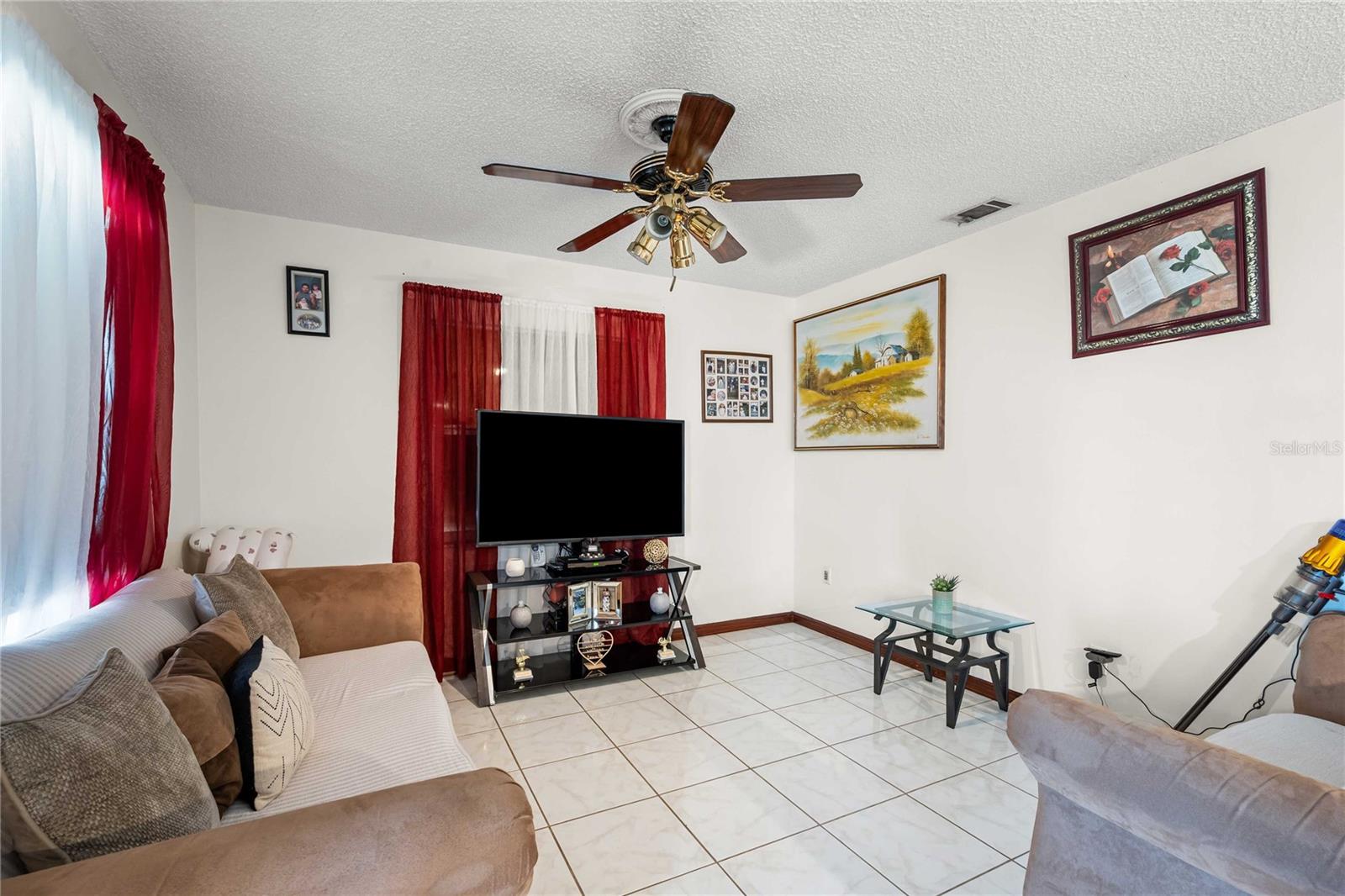 37253 SAFARI DR — photo 11