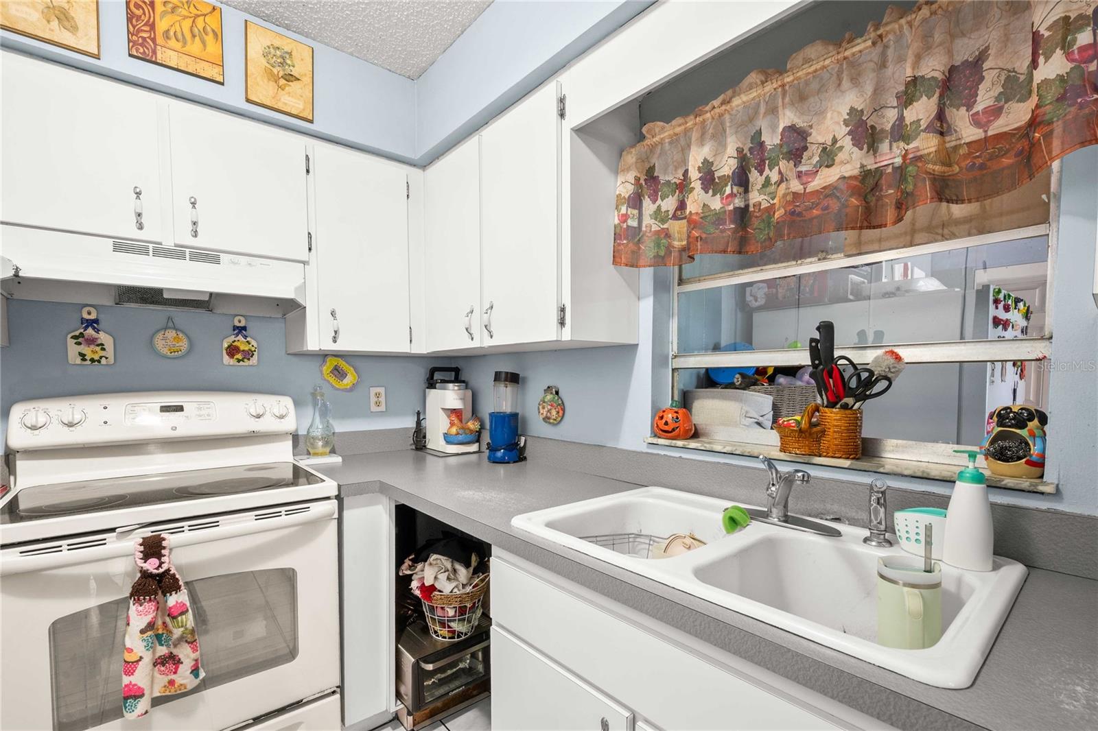 37253 SAFARI DR — photo 13