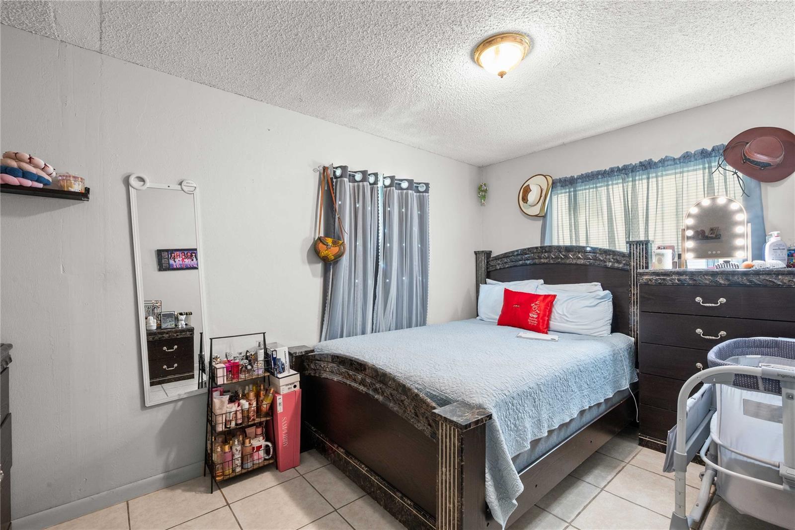 37253 SAFARI DR — photo 28