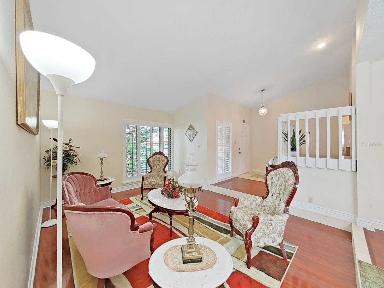 1367 CORNER OAKS DR — photo 6