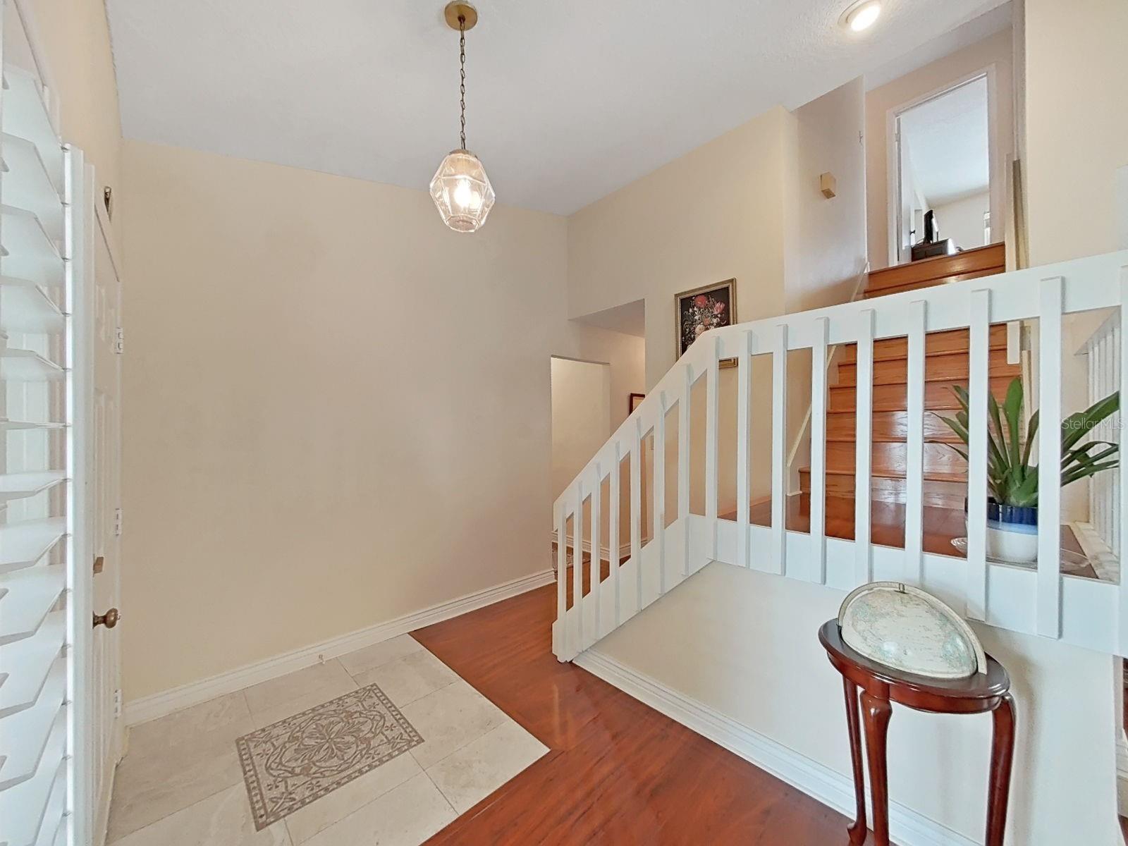 1367 CORNER OAKS DR — photo 7