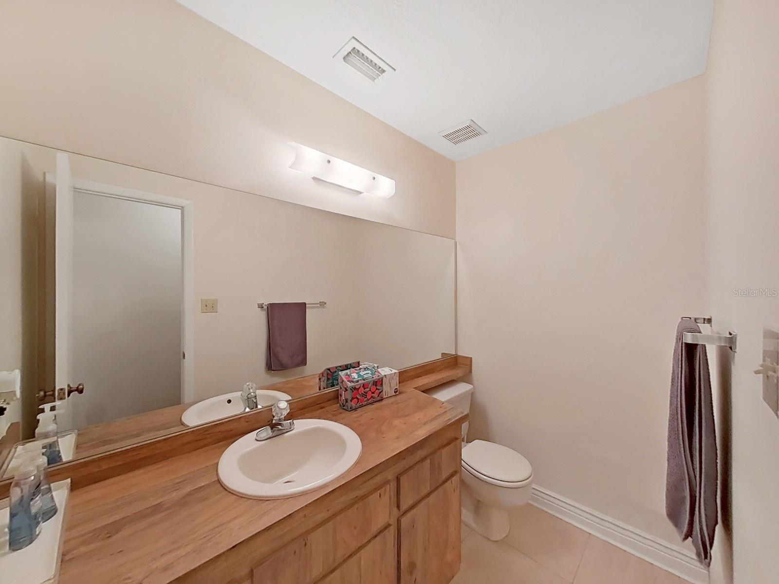 1367 CORNER OAKS DR — photo 22