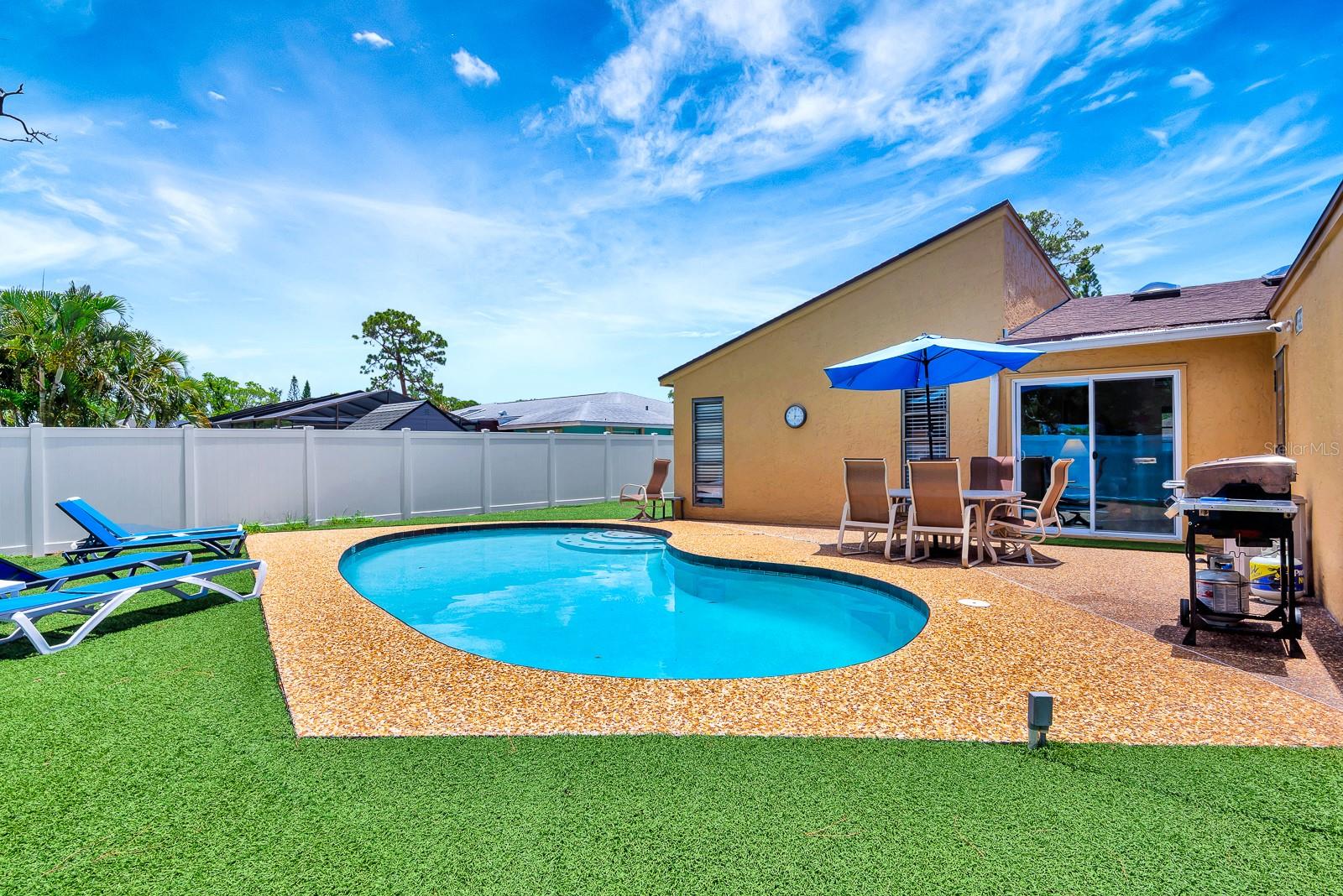 2315 RIVERWOOD PINES DR — photo 36