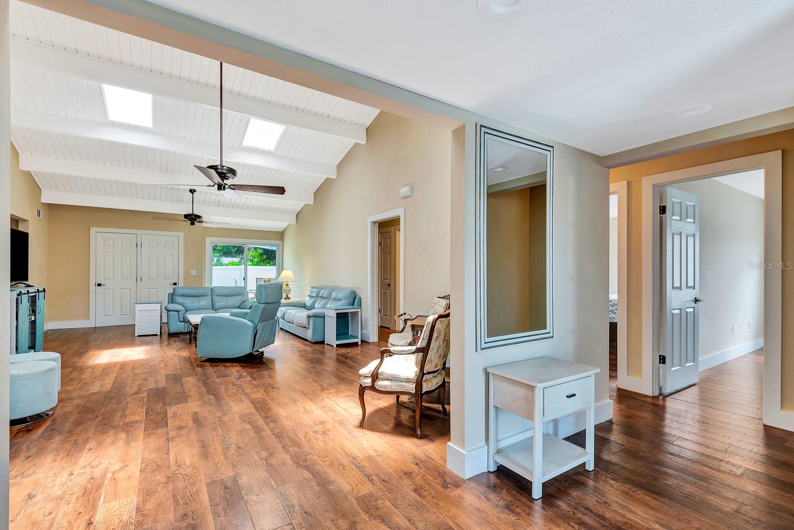 2315 RIVERWOOD PINES DR — photo 4