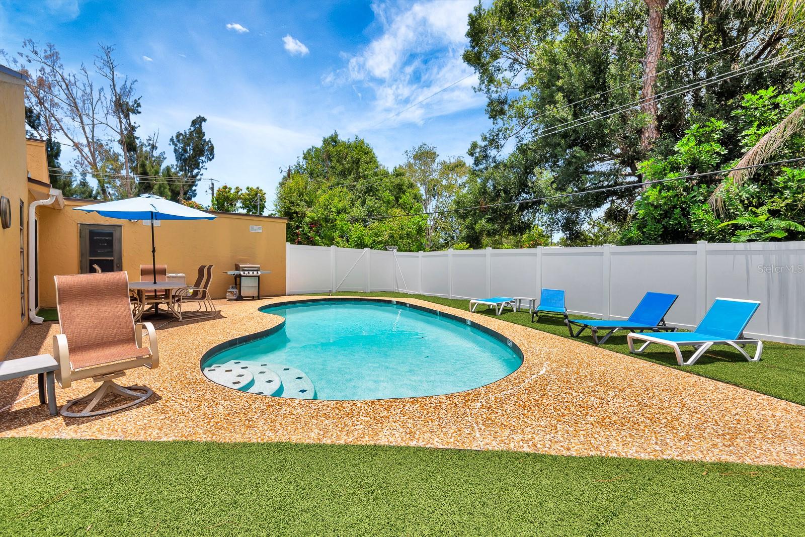 2315 RIVERWOOD PINES DR — photo 34