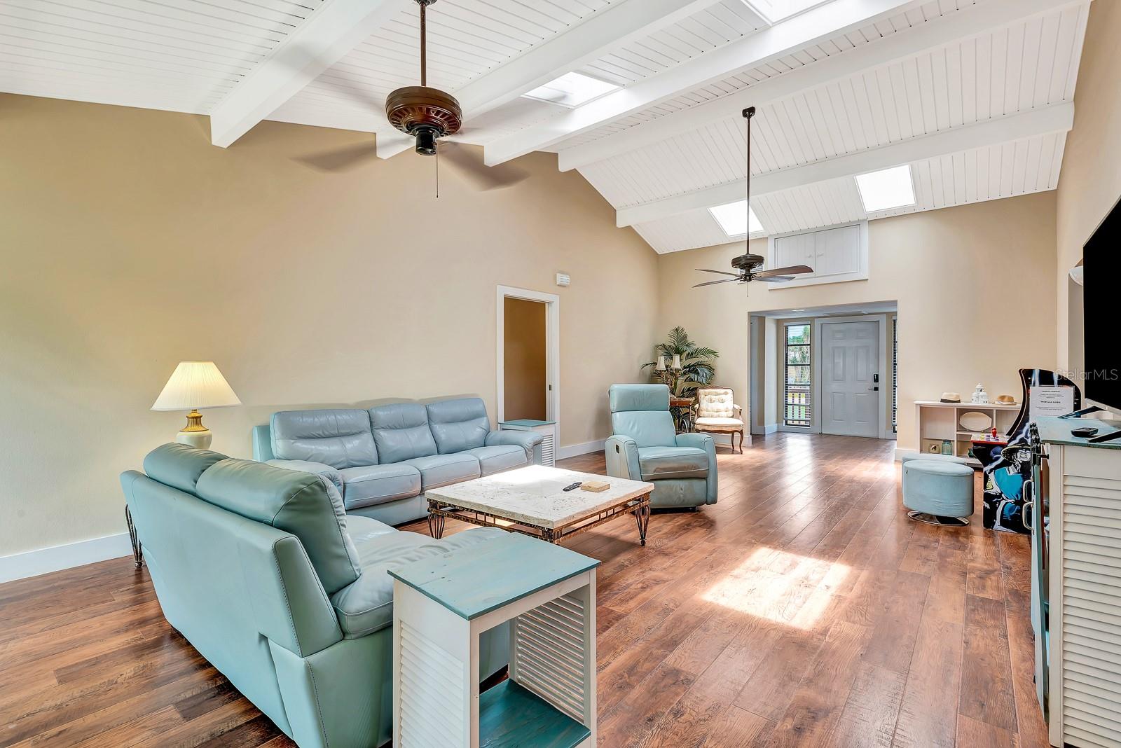 2315 RIVERWOOD PINES DR — photo 9
