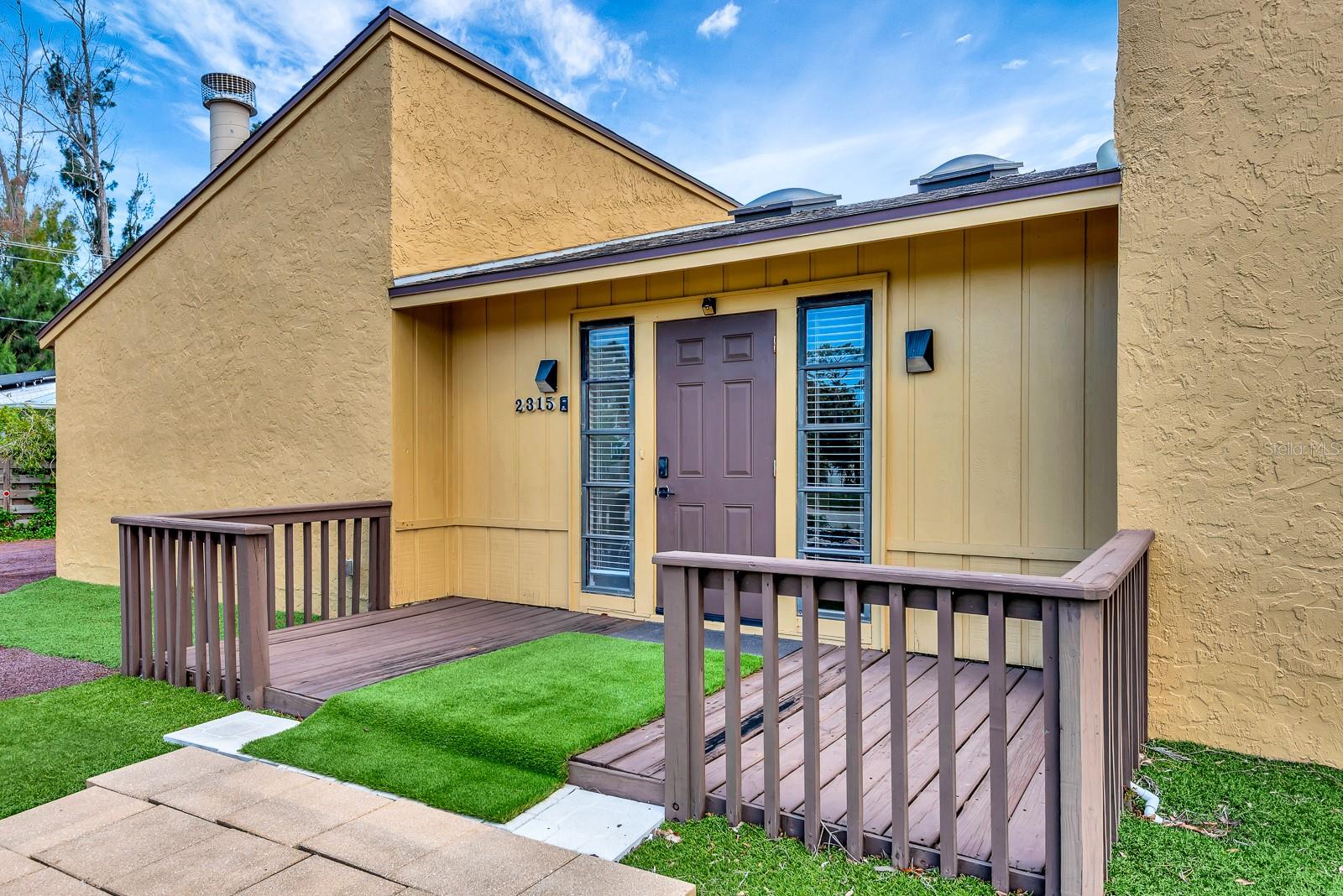 2315 RIVERWOOD PINES DR — photo 3
