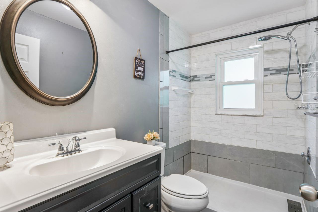 6016 WILDS DR — photo 5