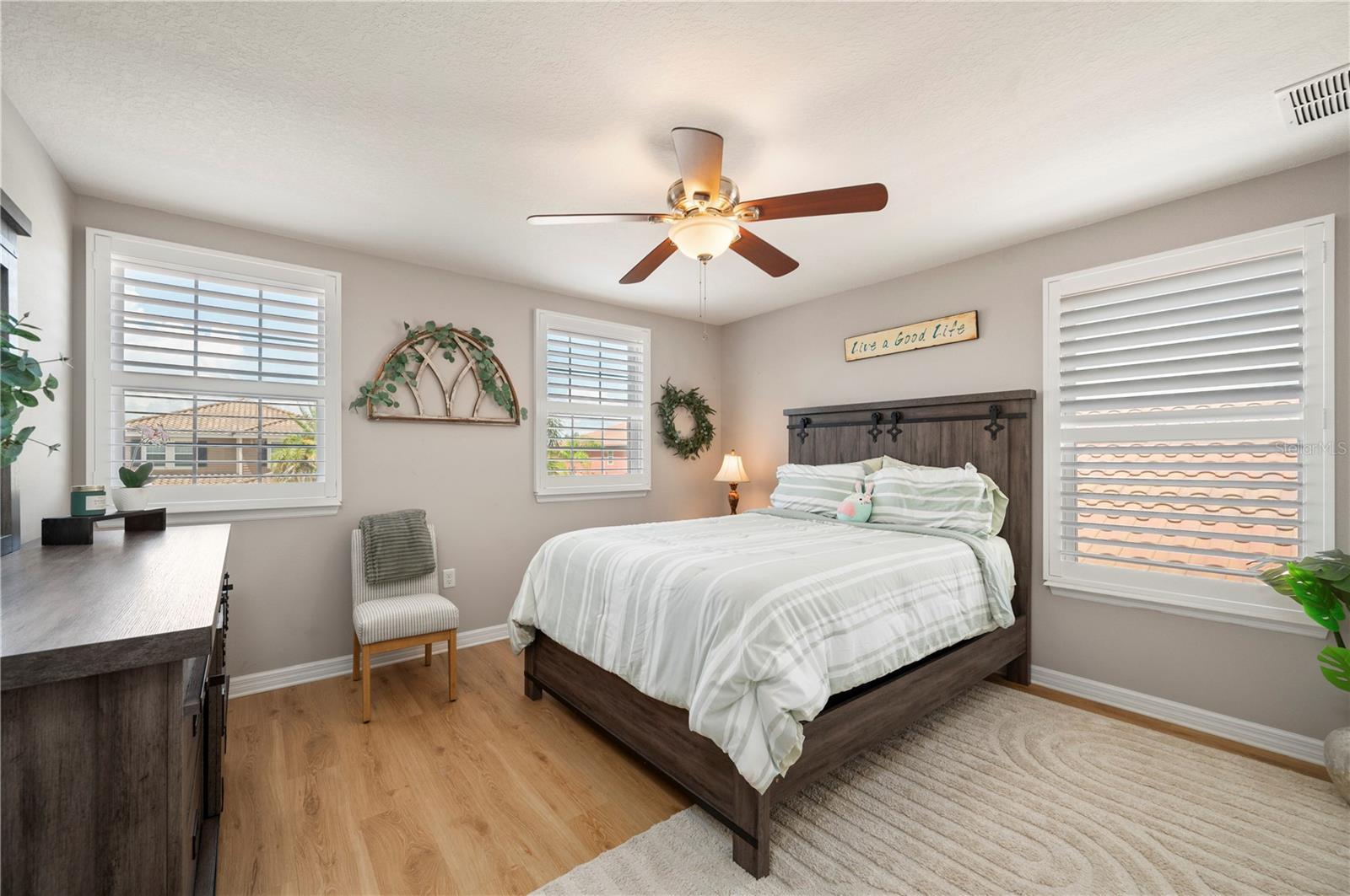 3006 ORIOLE DR — photo 17