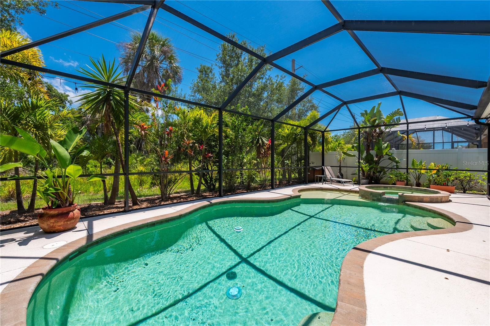 3006 ORIOLE DR — photo 9