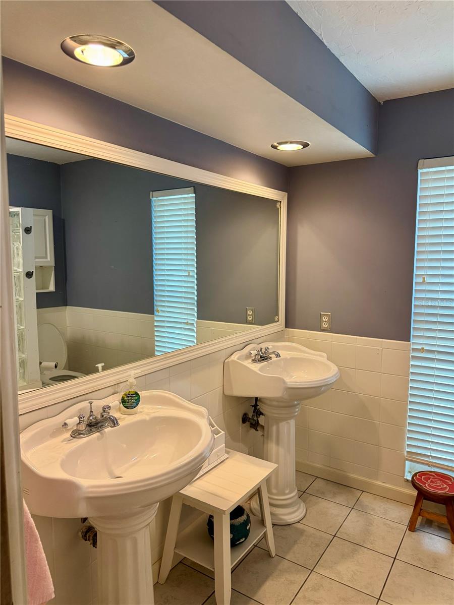 17109 RAINBOW TERRACE — photo 8
