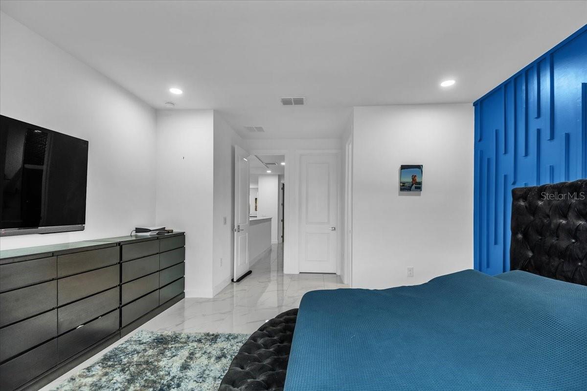5609 CLEARWATER CT — photo 46
