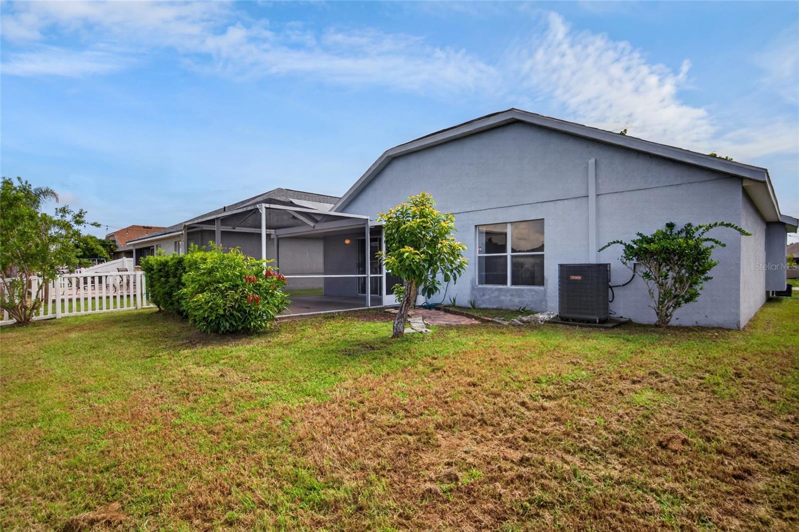 6833 RUNNER OAK DR — photo 41