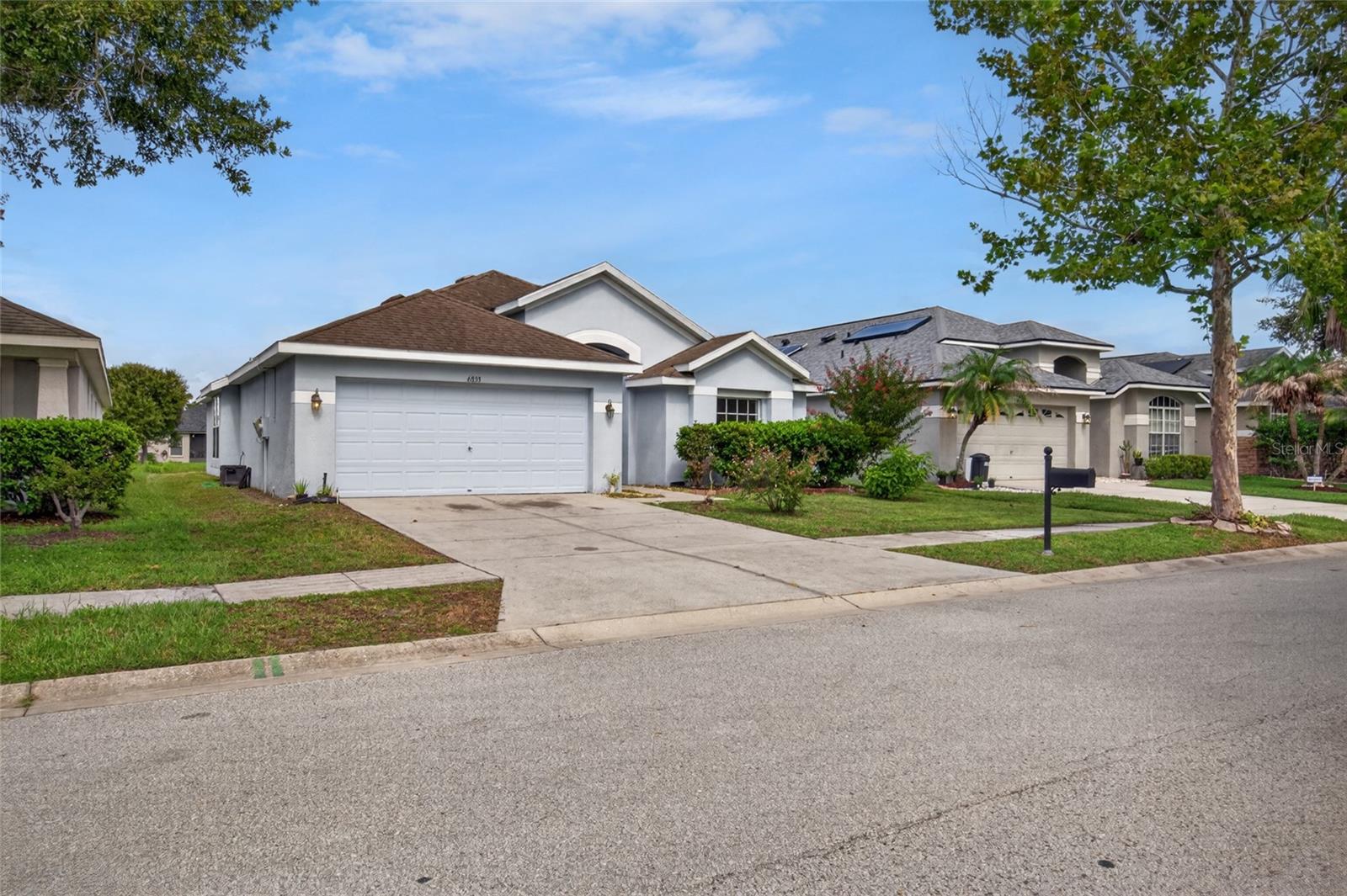 6833 RUNNER OAK DR — photo 44