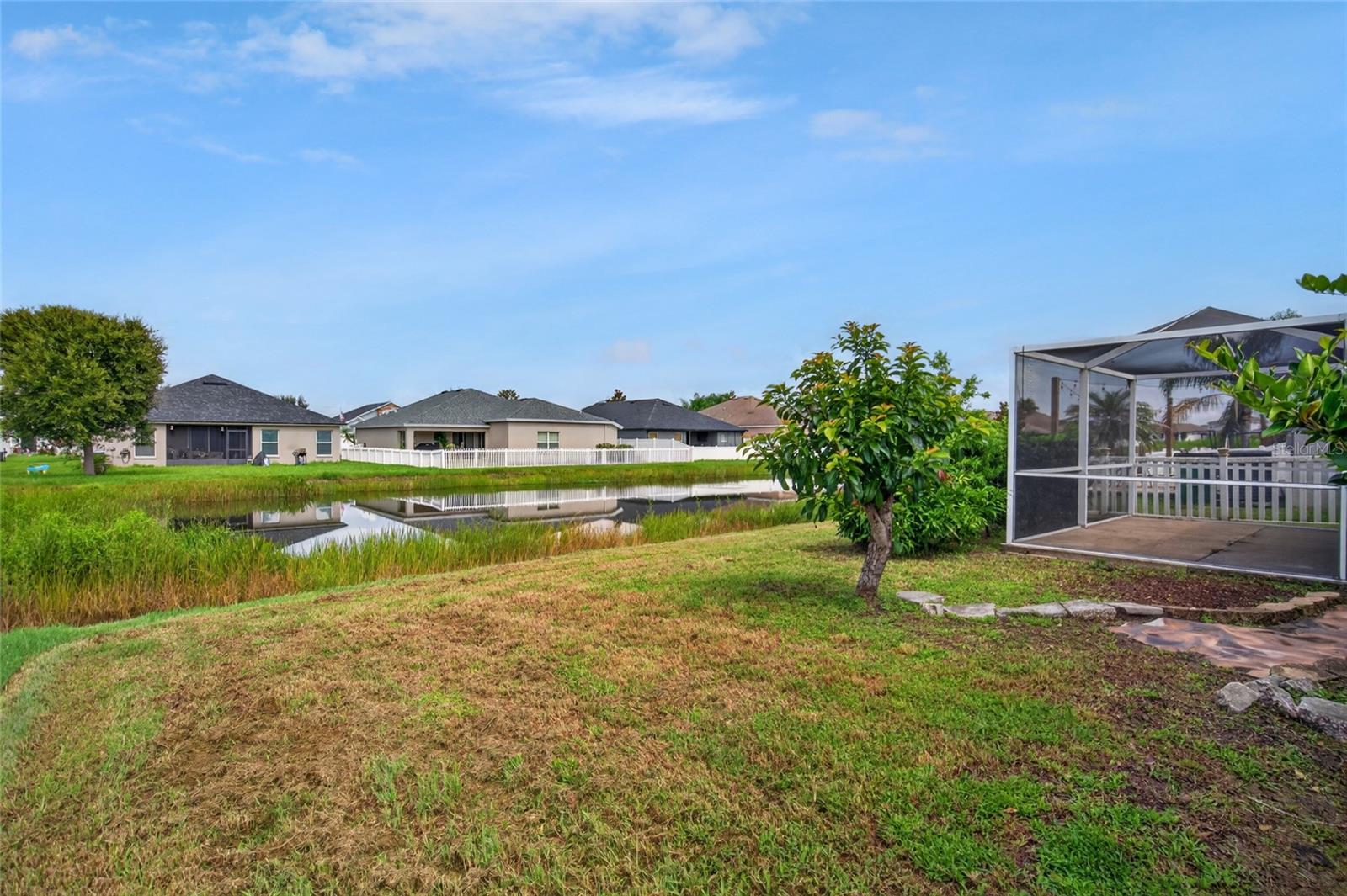 6833 RUNNER OAK DR — photo 42