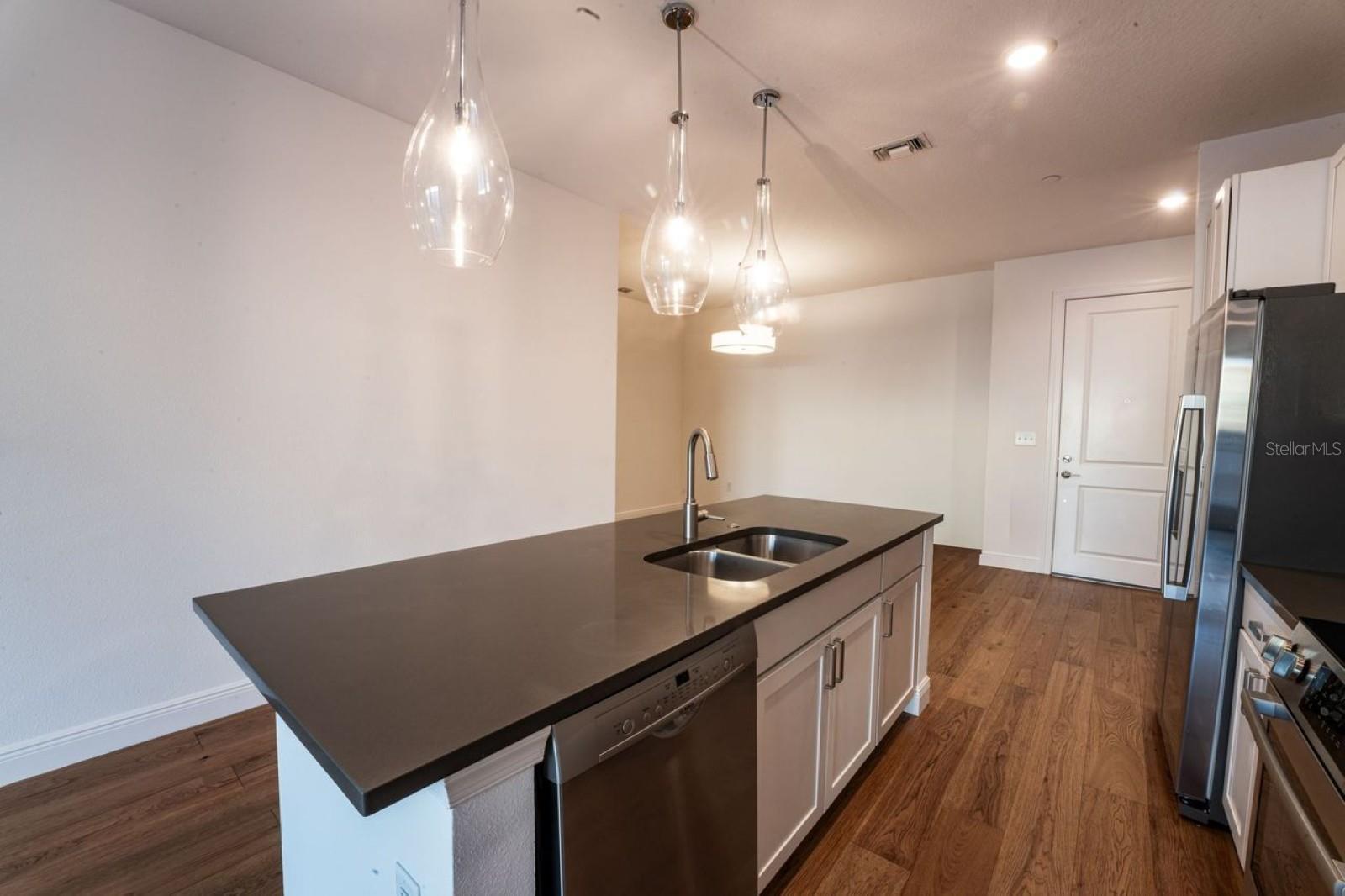 644 3RD AVE S #408 — photo 16