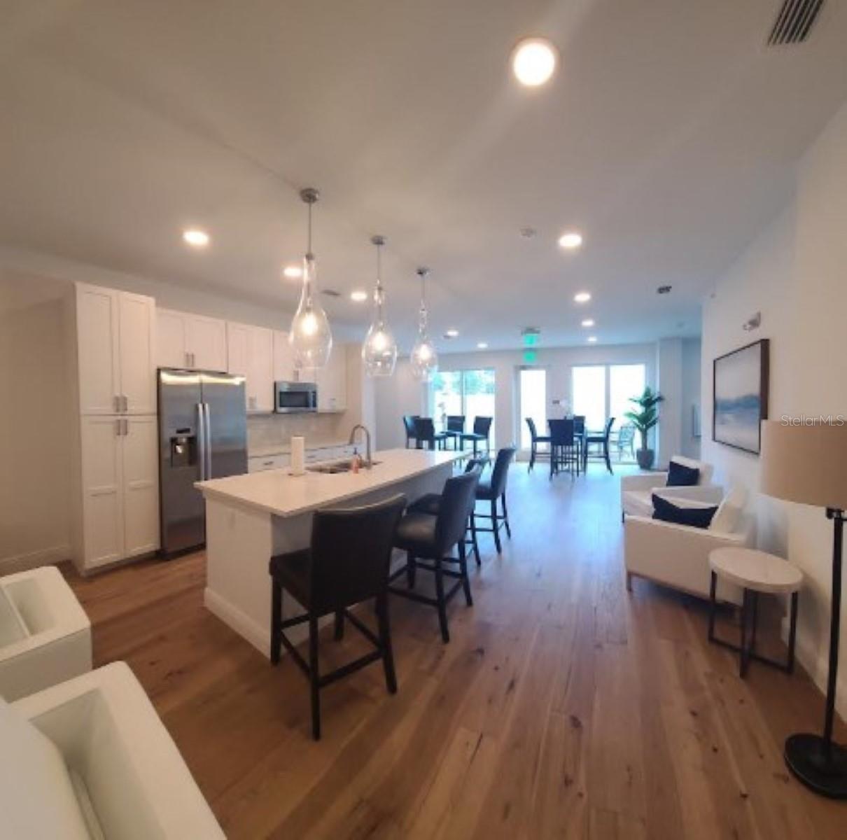 644 3RD AVE S #408 — photo 32